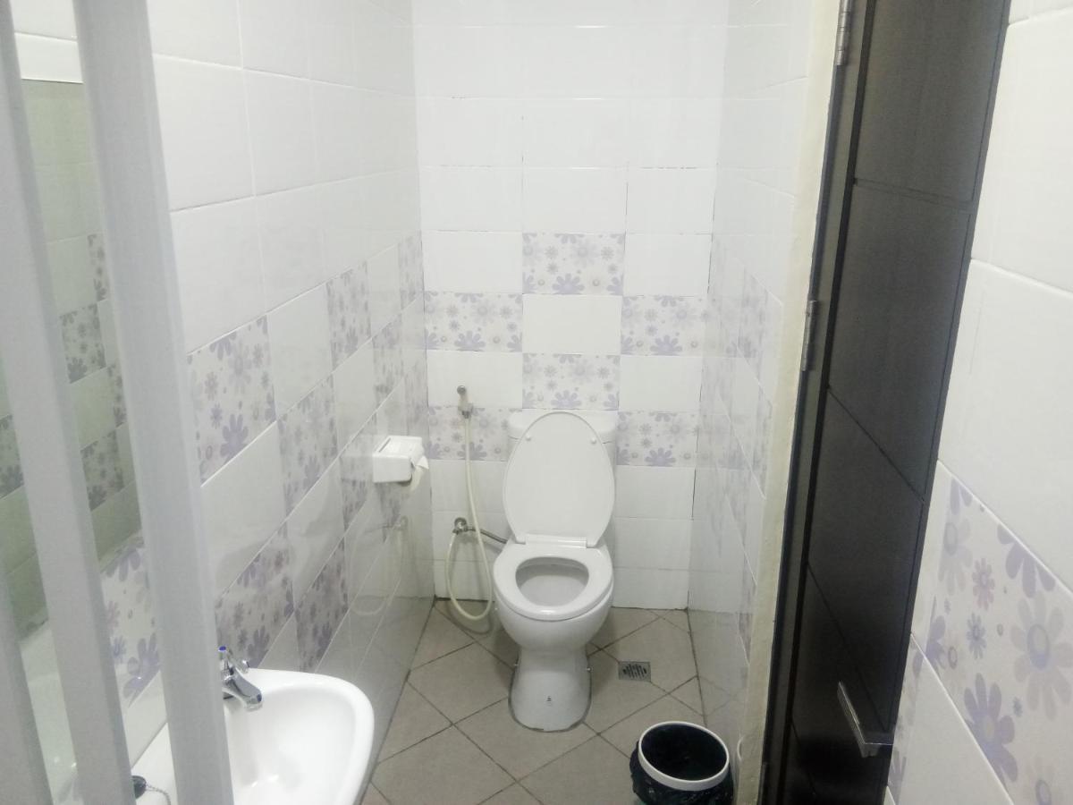 אמבון Clean & Comfort Homestay מראה חיצוני תמונה